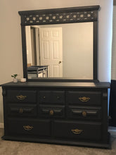 Load image into Gallery viewer, Coal Black Pint of Paint